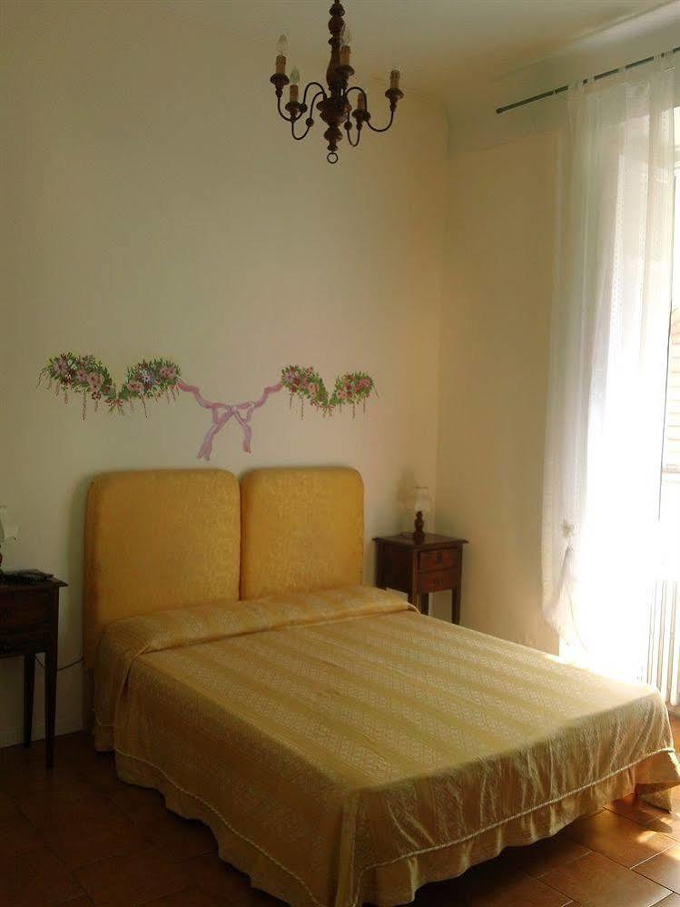 Hotel Le Violette à Lucques Extérieur photo